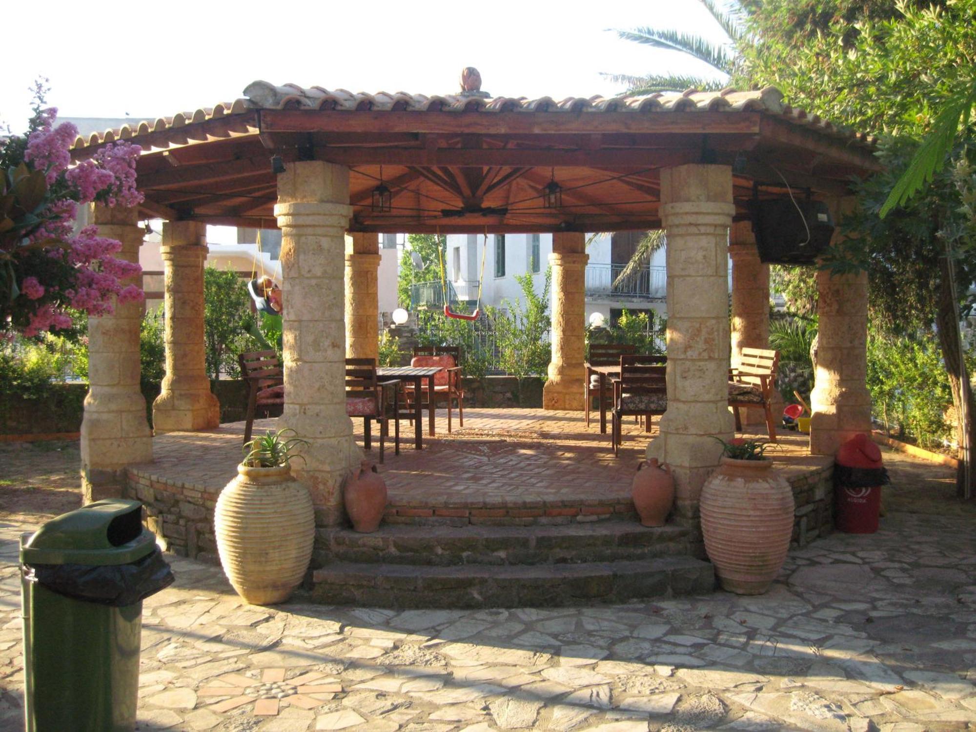 Assimakis Hotel Finikounta Exterior foto